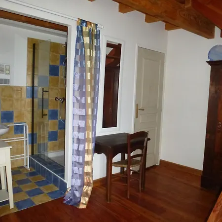 Au Mohair Des Alpy Fougax-et-Barrineuf